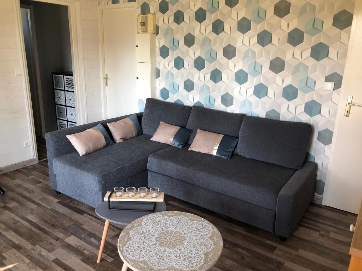 Cottage 4 Personnes Dans Domaine Prive Signy-le-Petit エクステリア 写真