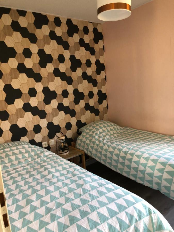 Cottage 4 Personnes Dans Domaine Prive Signy-le-Petit エクステリア 写真